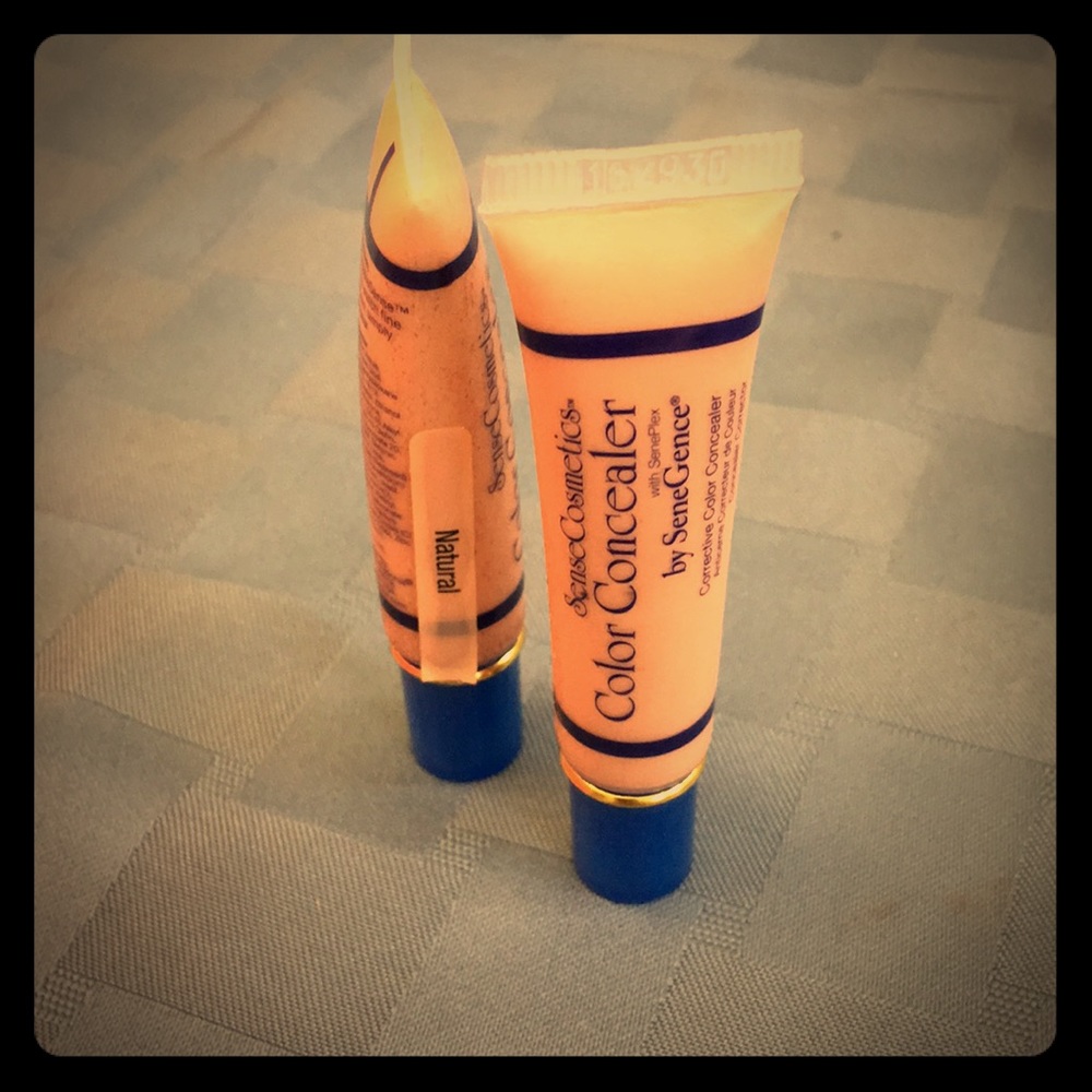 Senegence color concealer in neutral